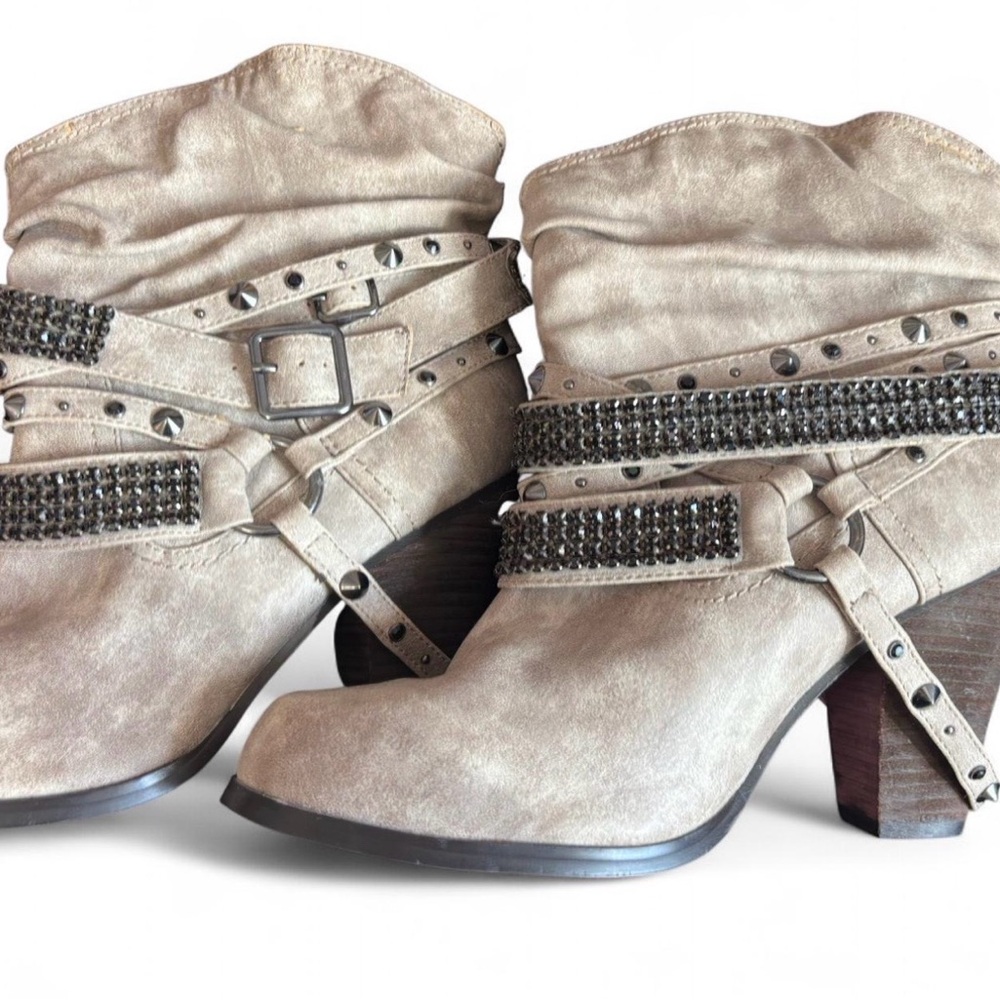 y2k Daisy Fuentes Ankle Boots